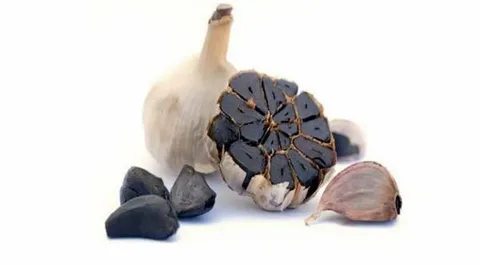 تصویر 2 از سیر سیاه کبابی درجه یک با بسته‌ بندی بهداشتی و ماندگاری بالا